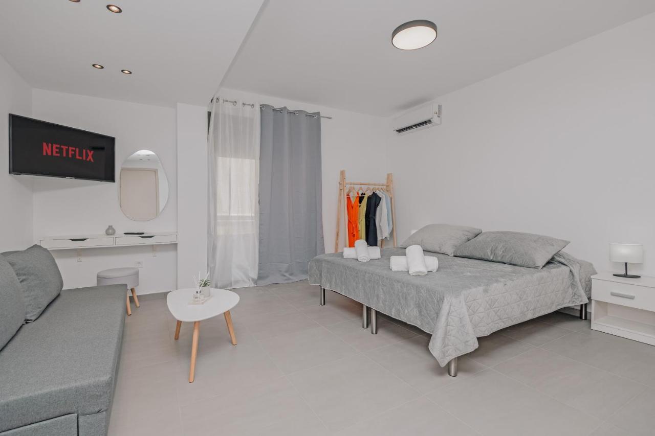 777 Studios Corfu Agios Ioannis  ภายนอก รูปภาพ